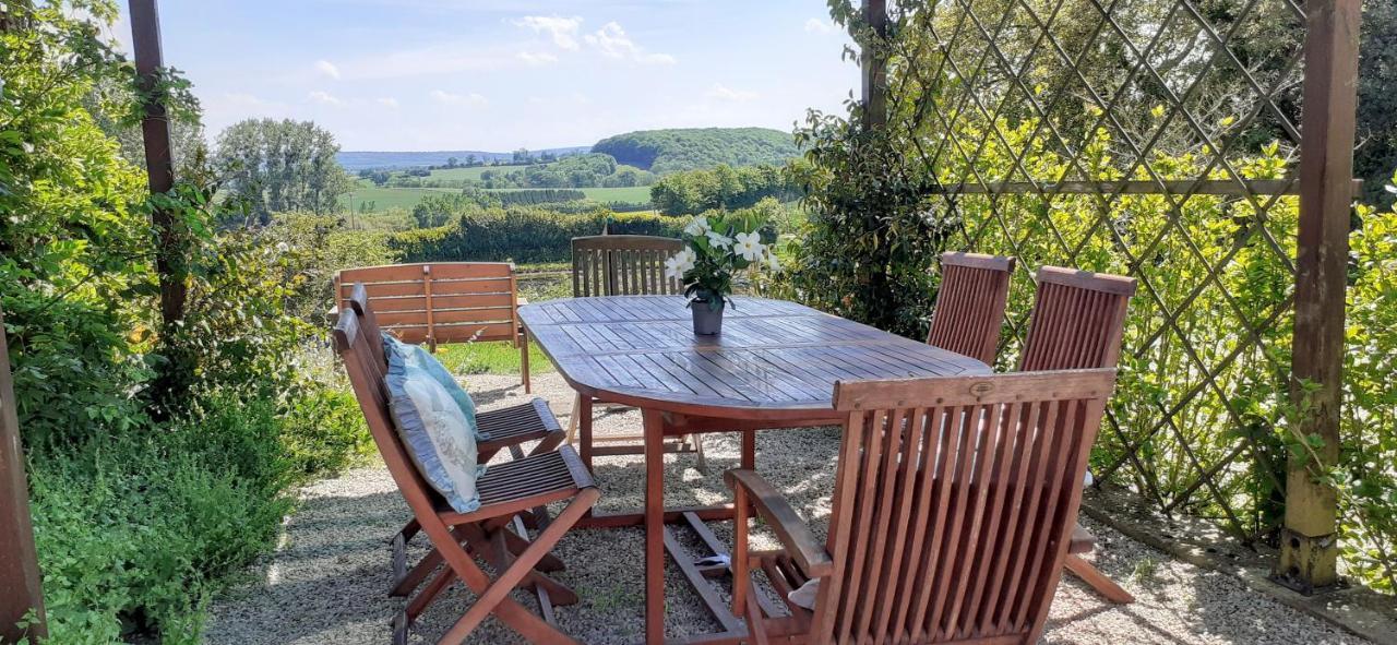 Private Farmhouse For Six In The Countryside Saint-Pierre-sur-Orthe Exteriér fotografie